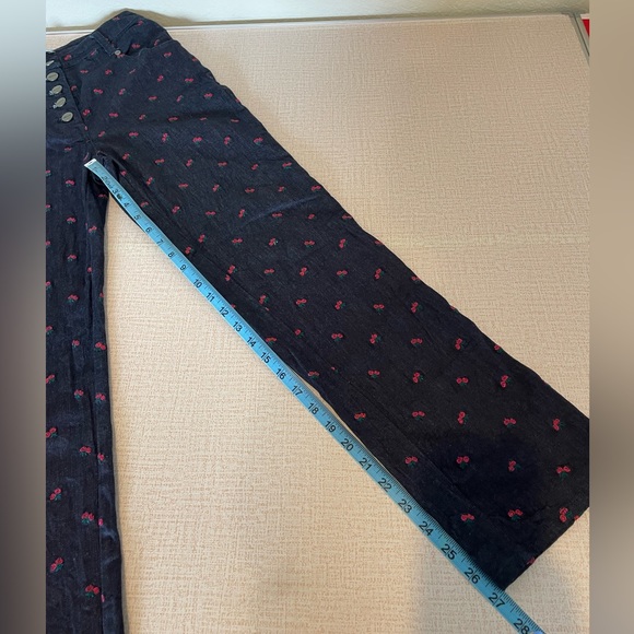 Miaou Junior Floral Embroidered Dark Blue Crop Jeans size 28 - Picture 11 of 12